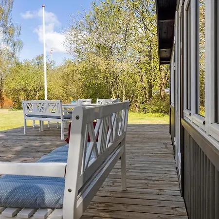 Awesome In With Kitchen Holiday home *